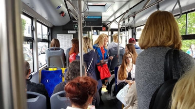 Rzeszów, Elżbieta Łukacijewska po raz kolejny rozdawała ulotki w autobusach!